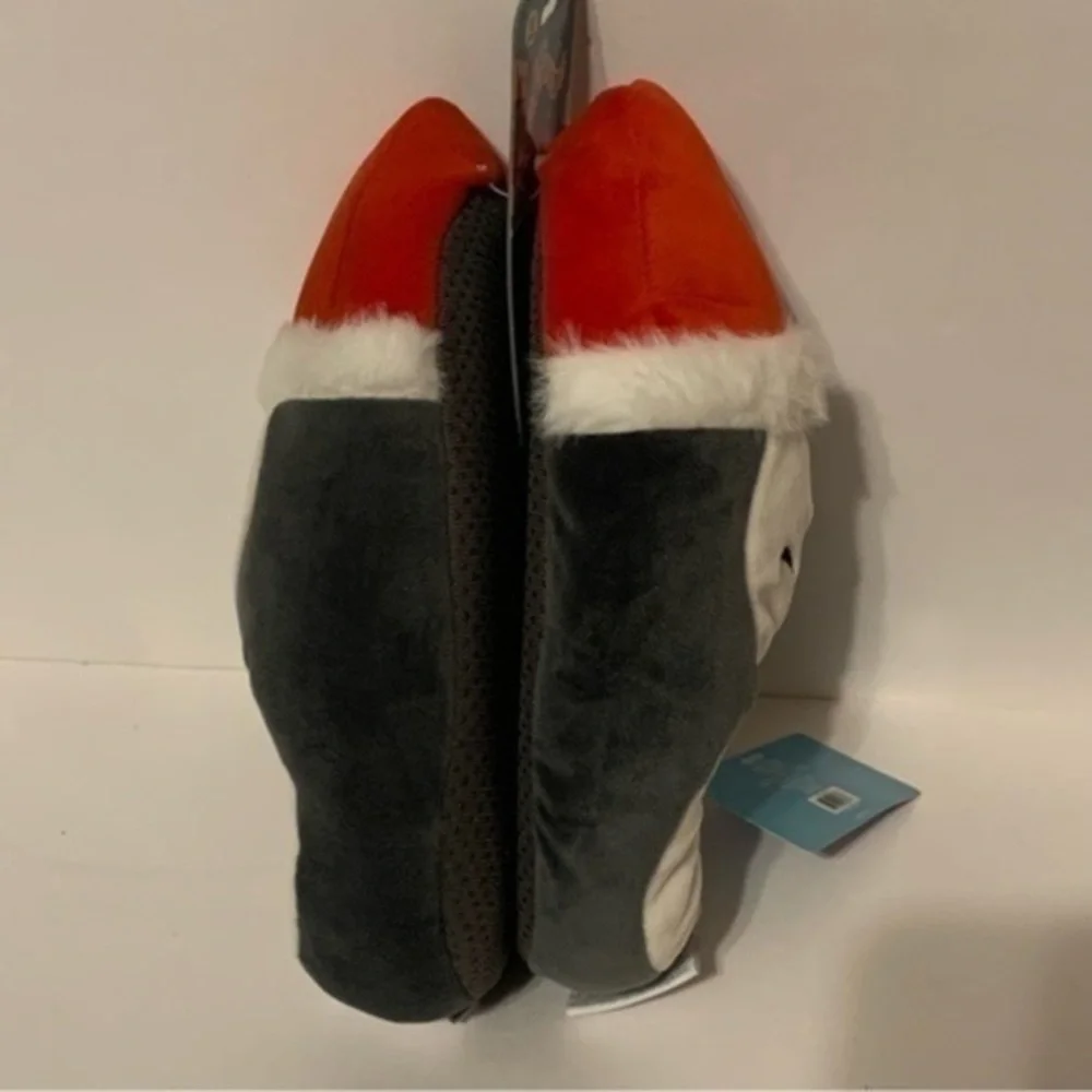 NWT. SQUISHMALLOWS Penguin Slippers